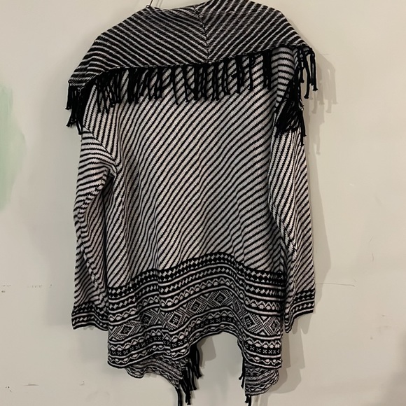 Anthony Richards. Open Front Striped Fringe Cardigan one size - Picture 7 of 11